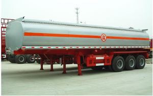 3 Axles, 40 CBM Medium - Sized Tanker